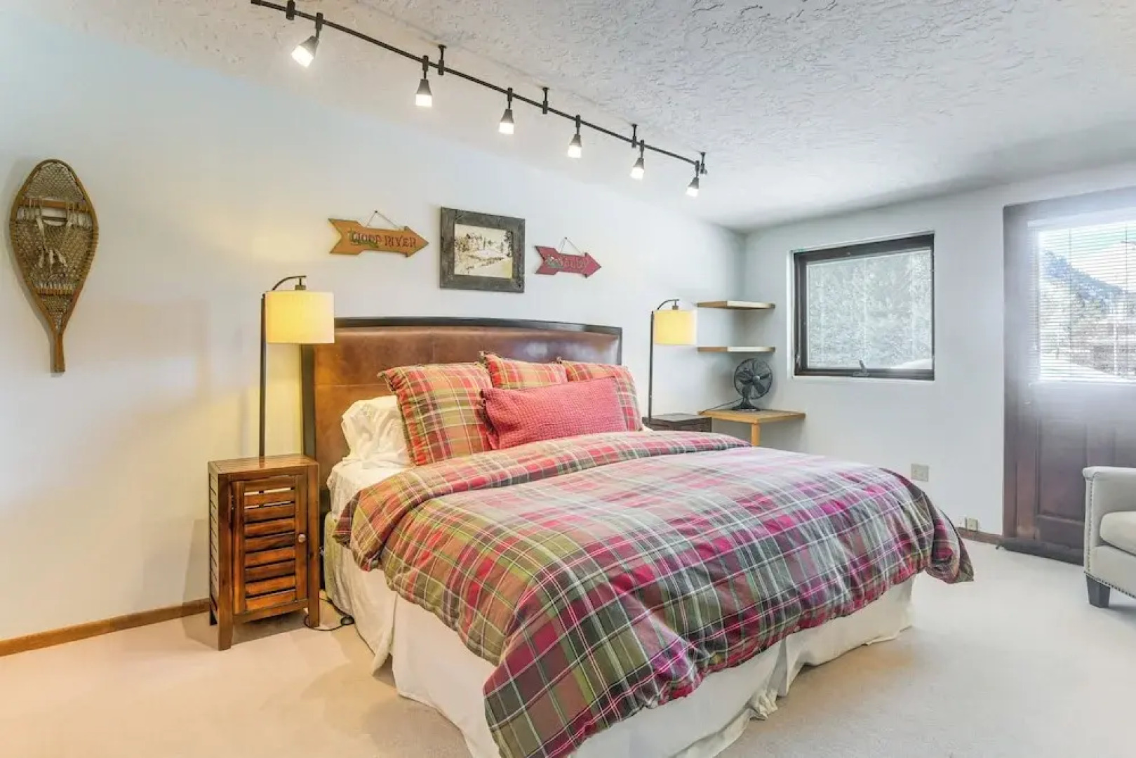 2 Mi to Sun Valley Resort: Walkable Condo!