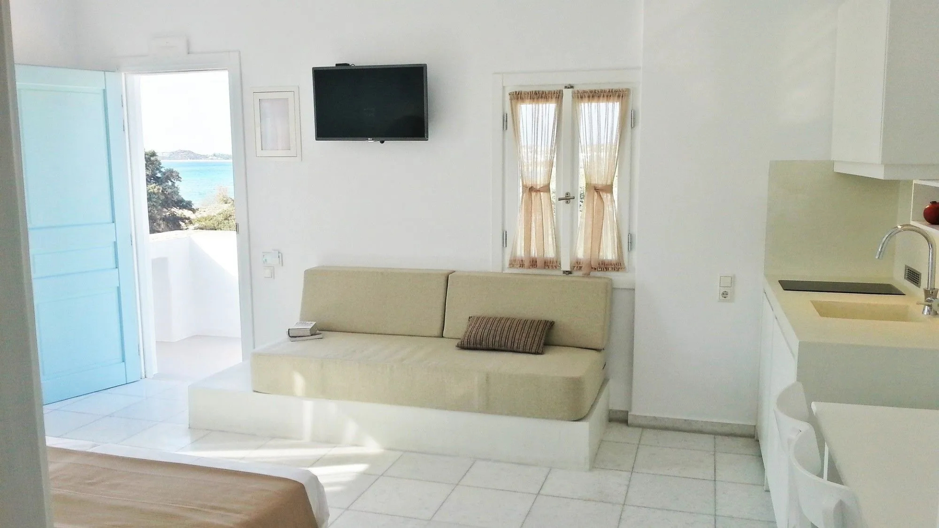 Orion Naxos Hotel
