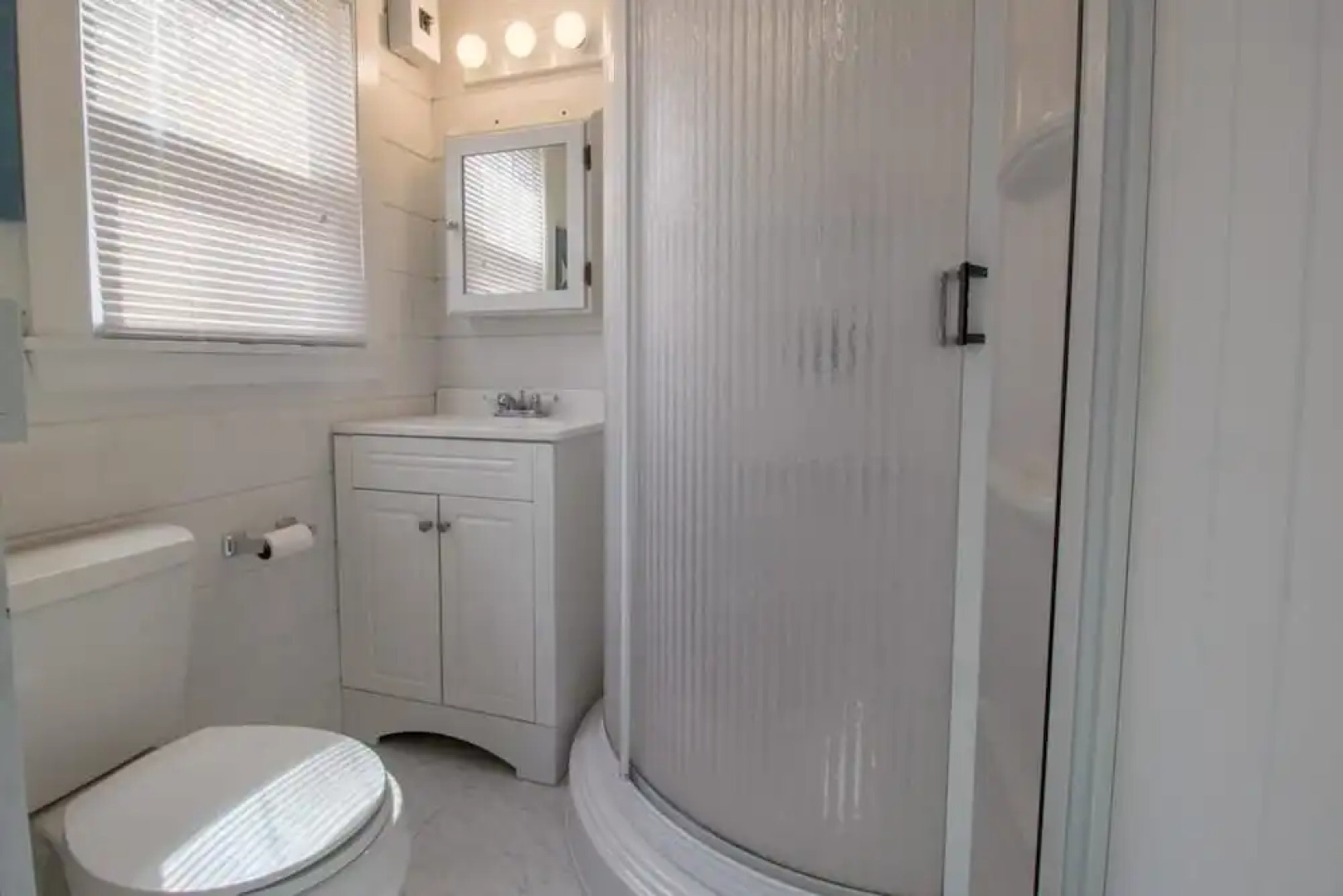 Holiday Guest House Bed & Breakfast