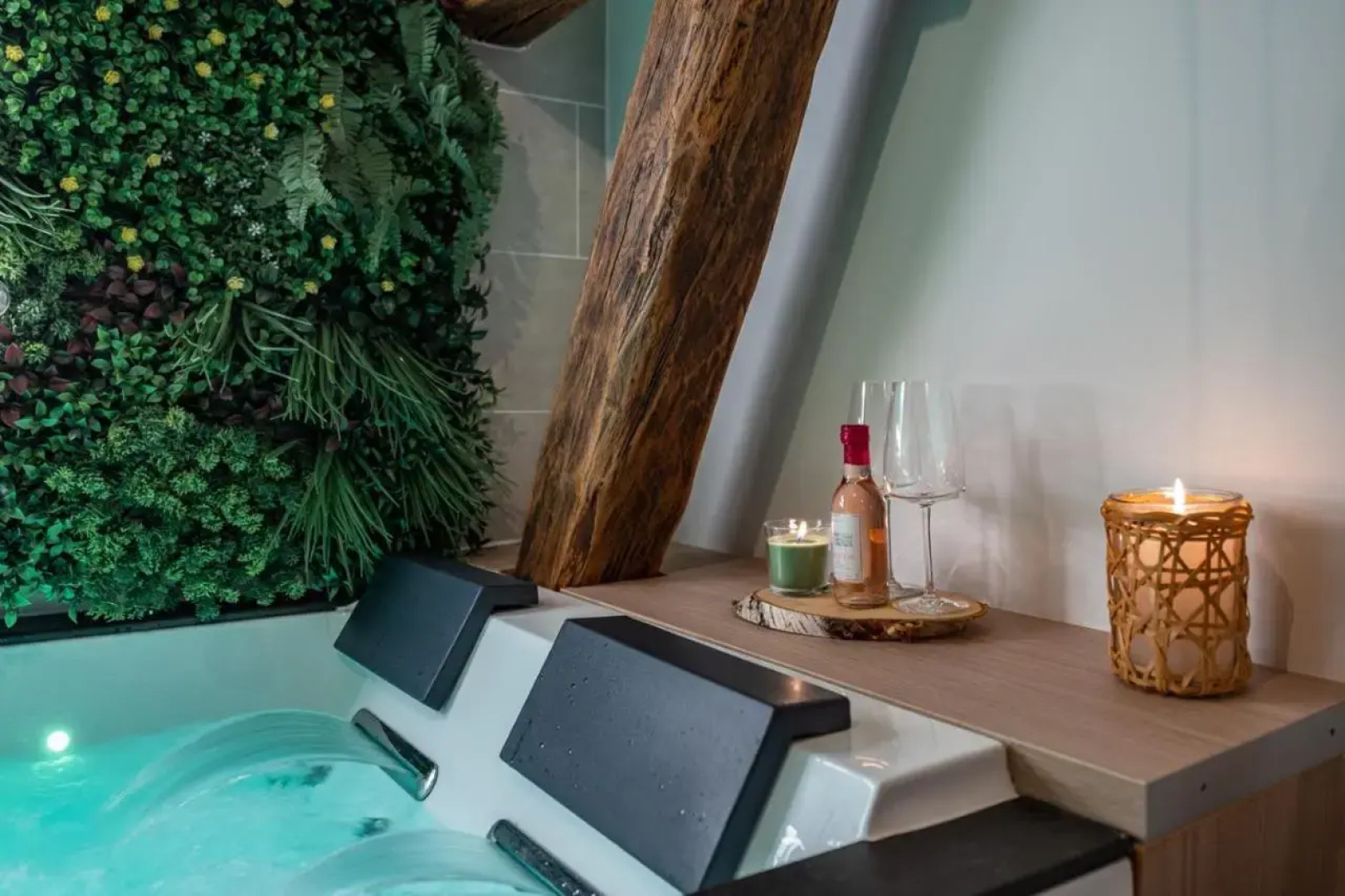 Bali Room / Magnifique Studio Evasion Jaccuzi (Adults Only)