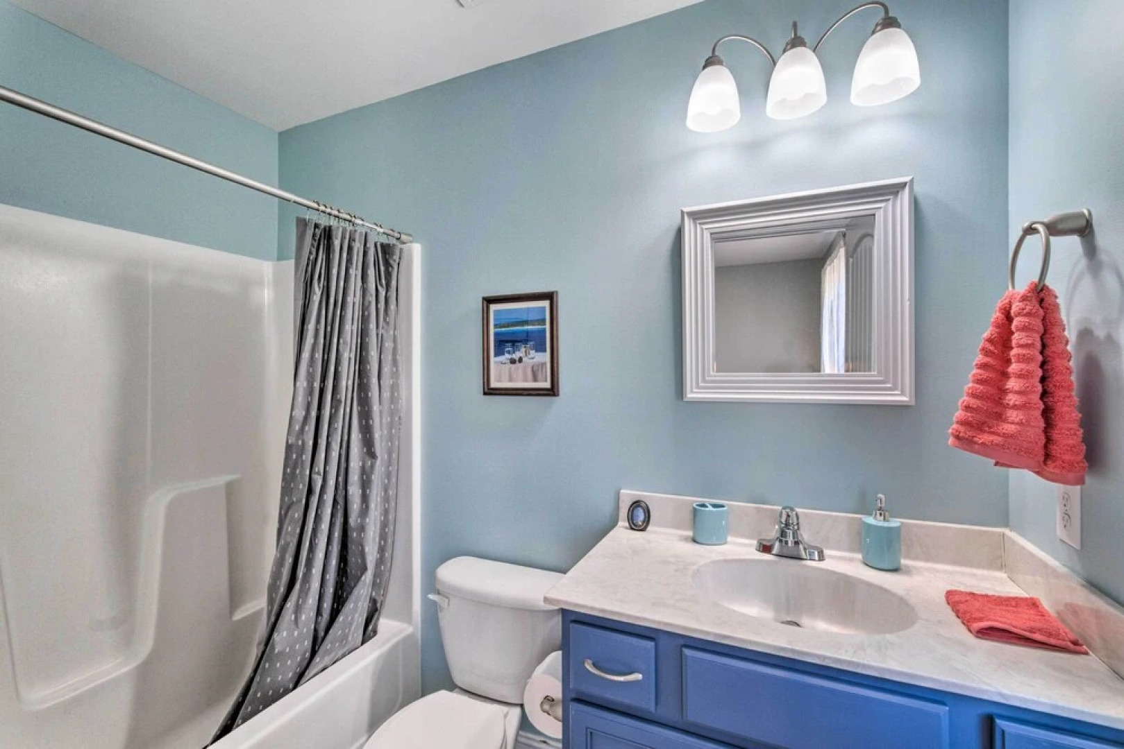 Convenient Kure Beach Townhome w/ Fire Pit!