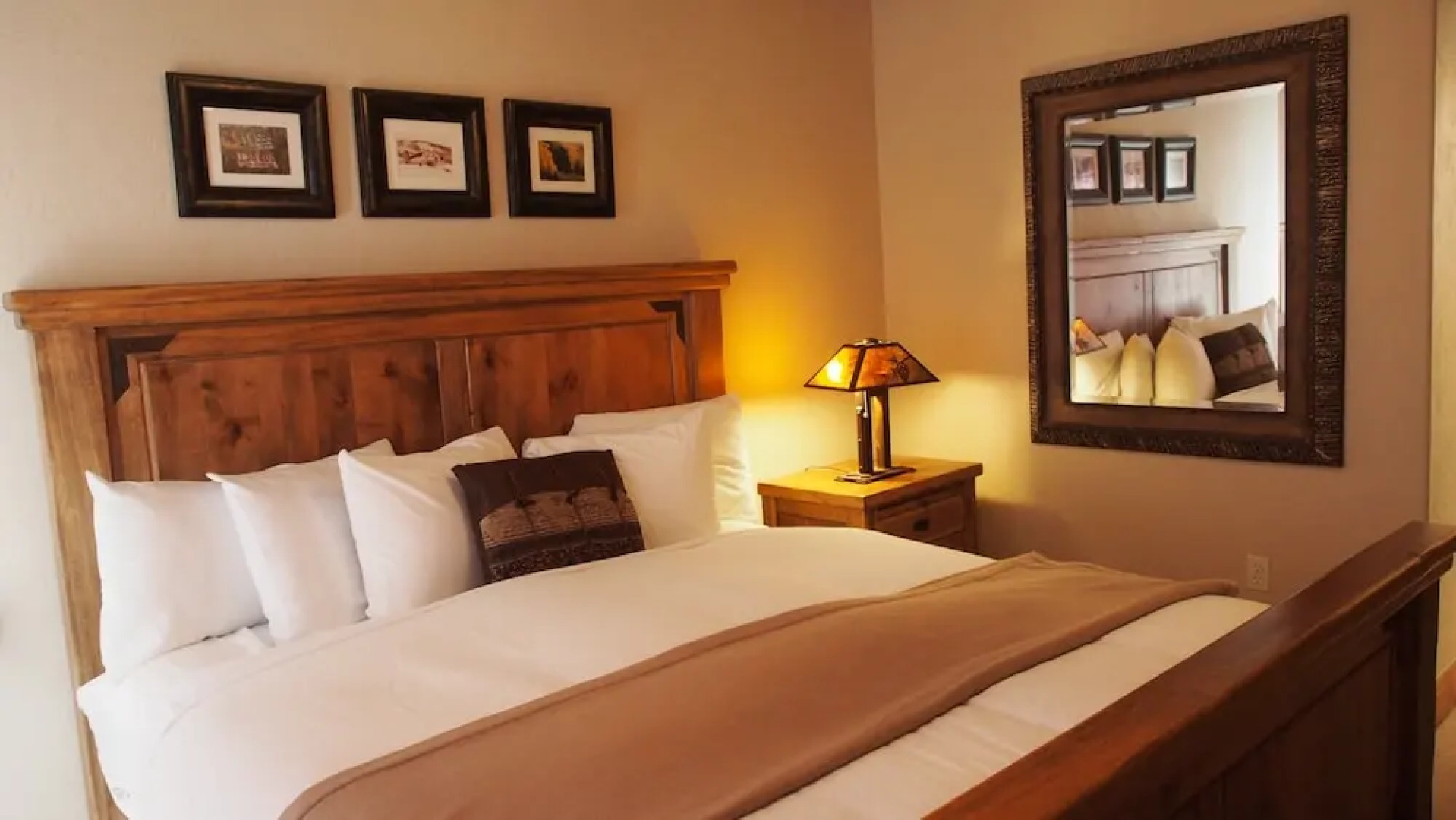 White Pines 3-Bedroom Fox Point at Redstone Village