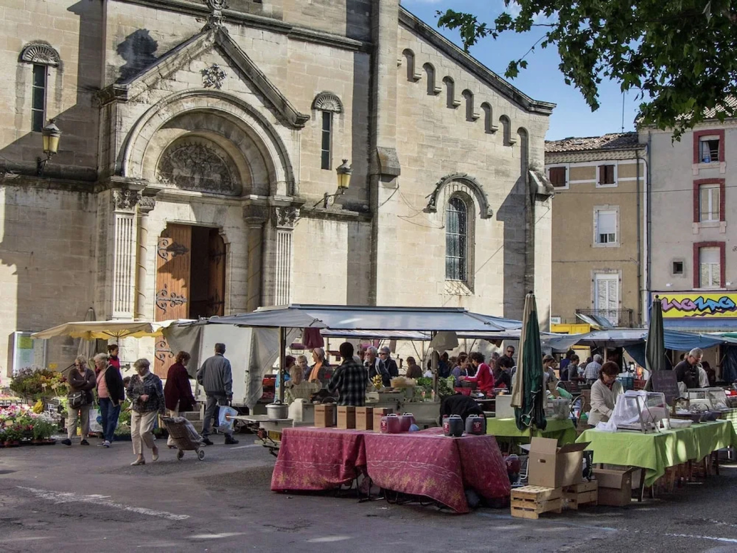 Serene Holiday Home in Les Mages With Balcony