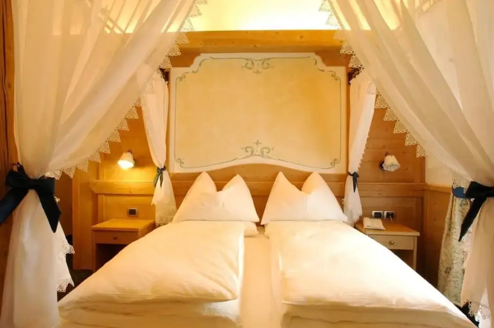 Nivis Hotel