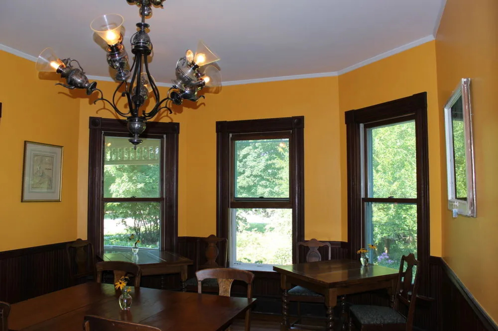 Heart of the Village Inn