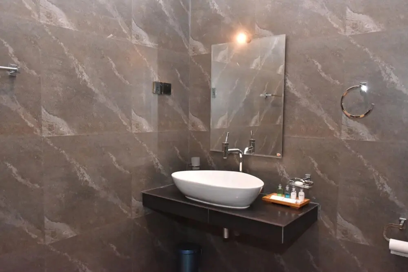 Aurora Four Seasons Villa & Spa