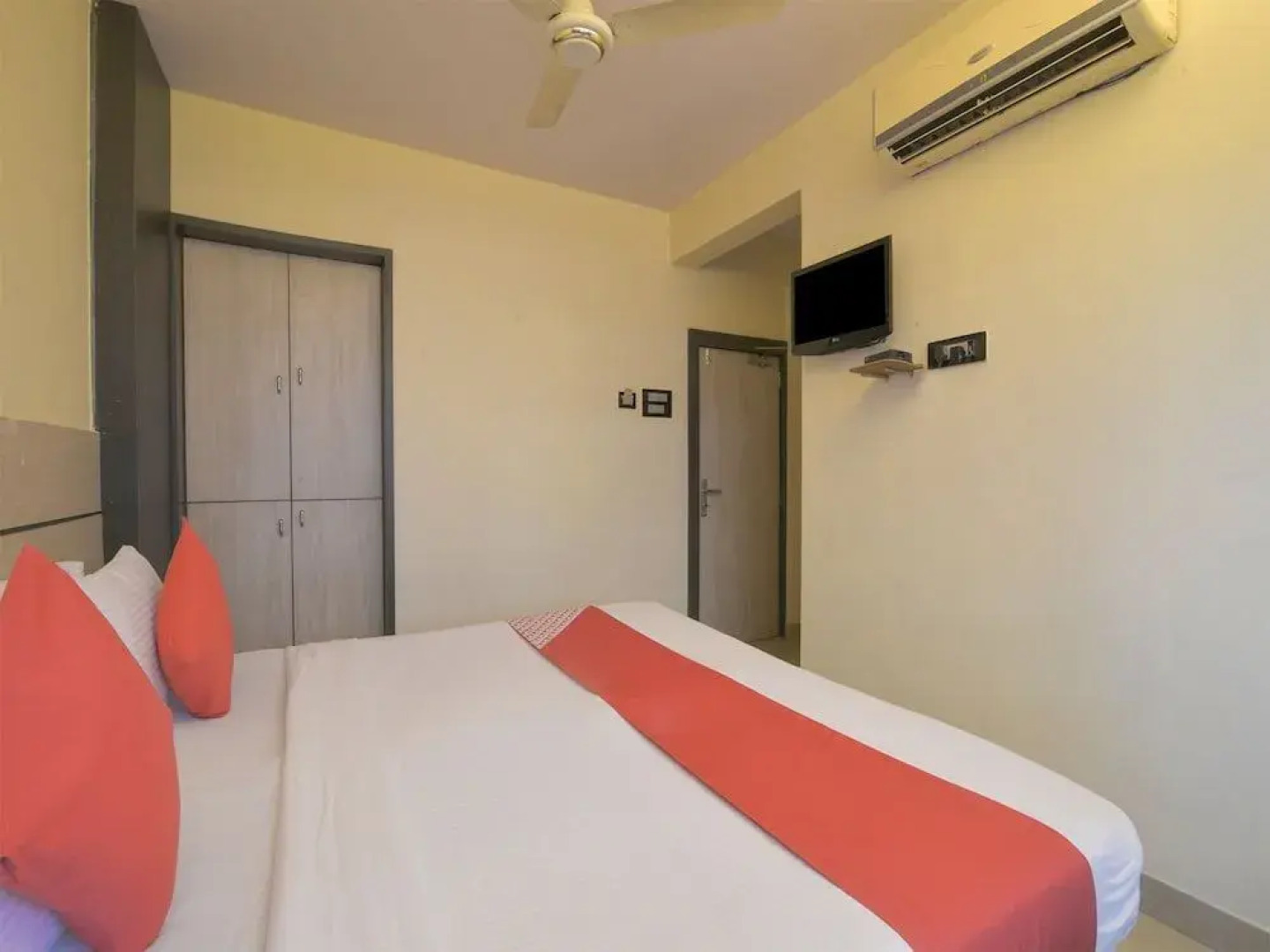 Hotel Mansarovar Panvel