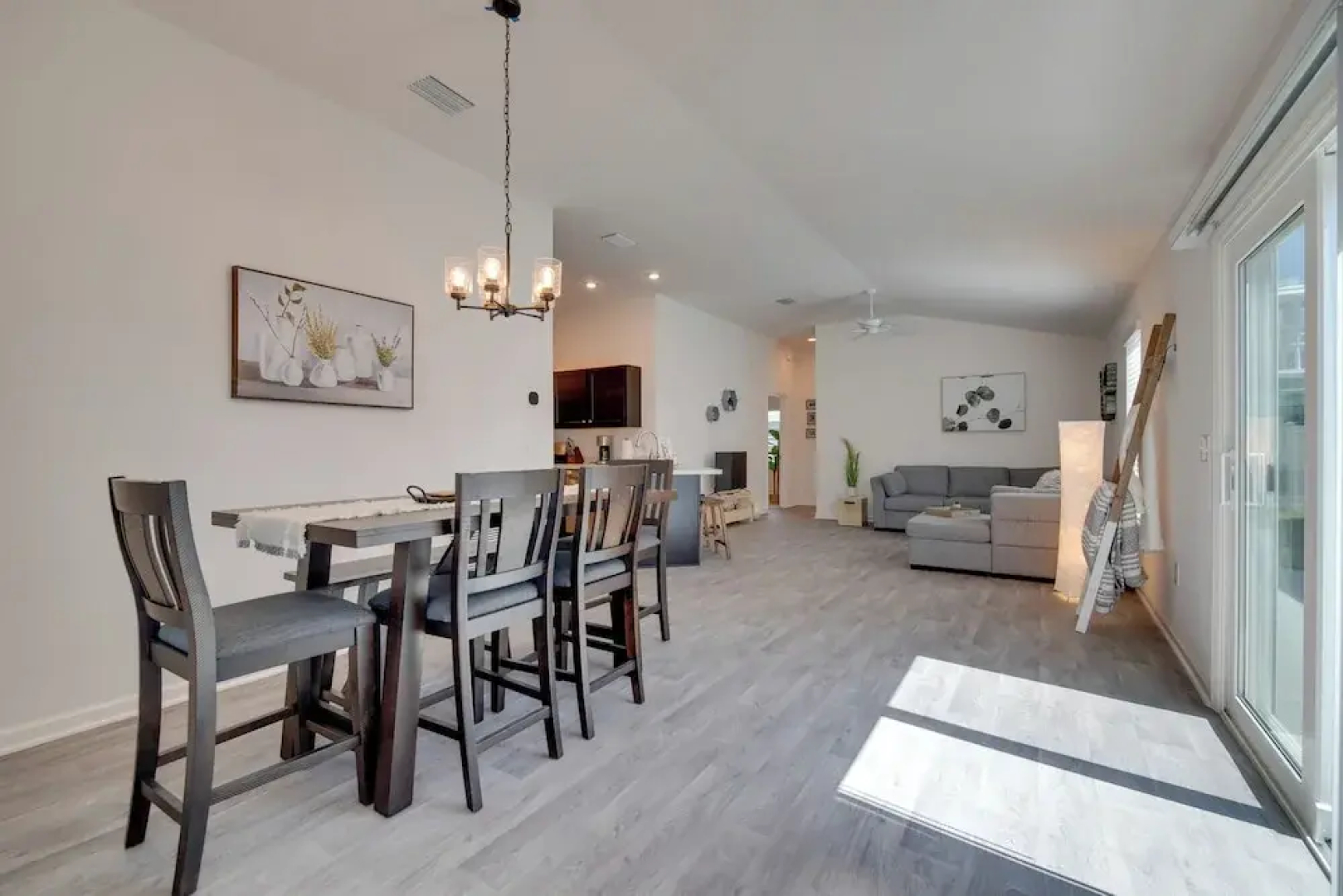 Home in The Villages Near Town Centers!