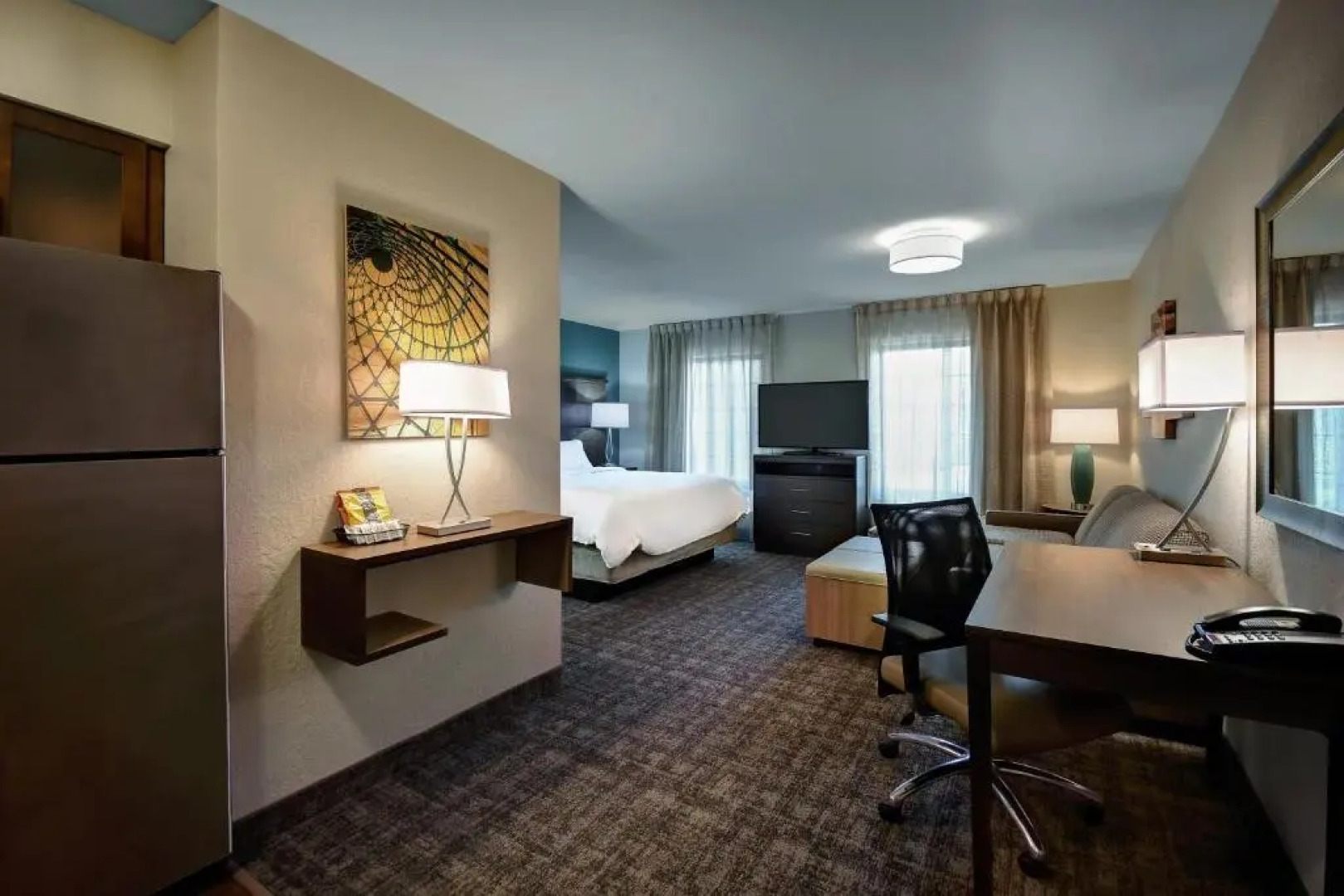 Staybridge Suites Holland by IHG