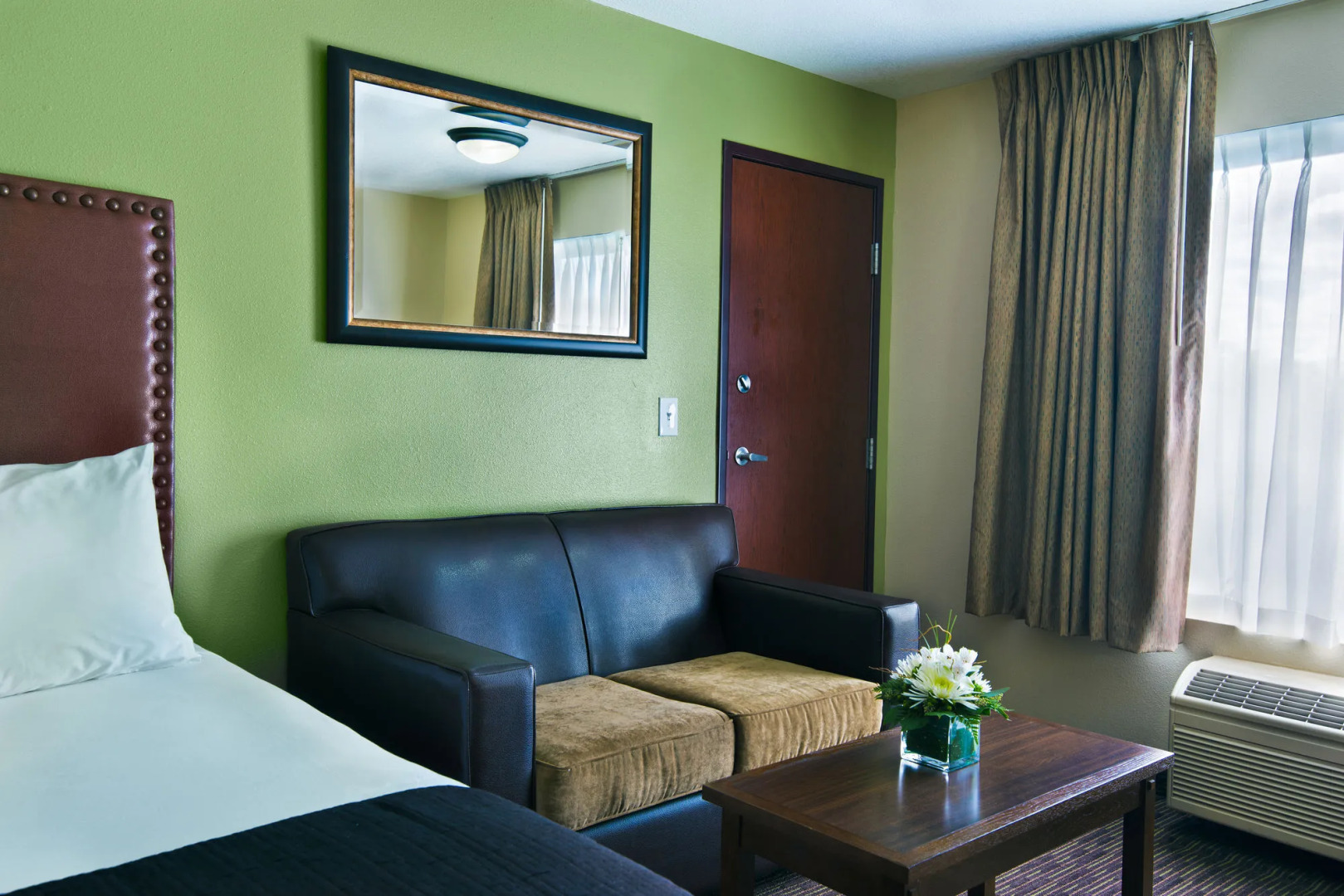Oxford Suites Hermiston