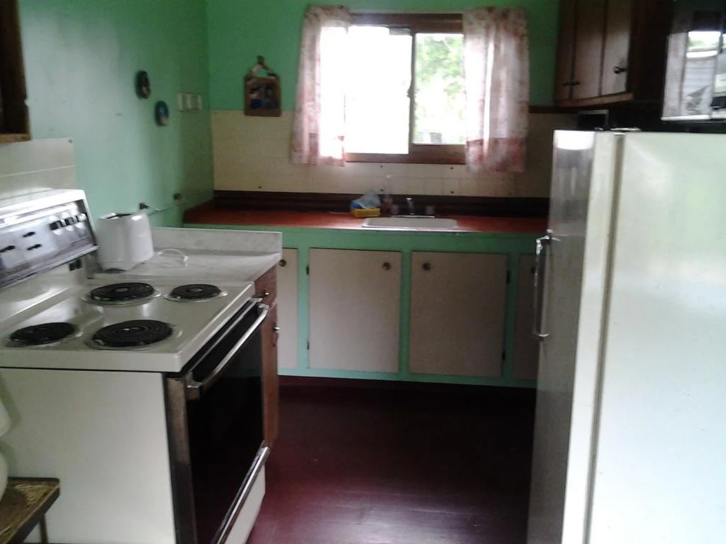 Stoneburg Cove Resort