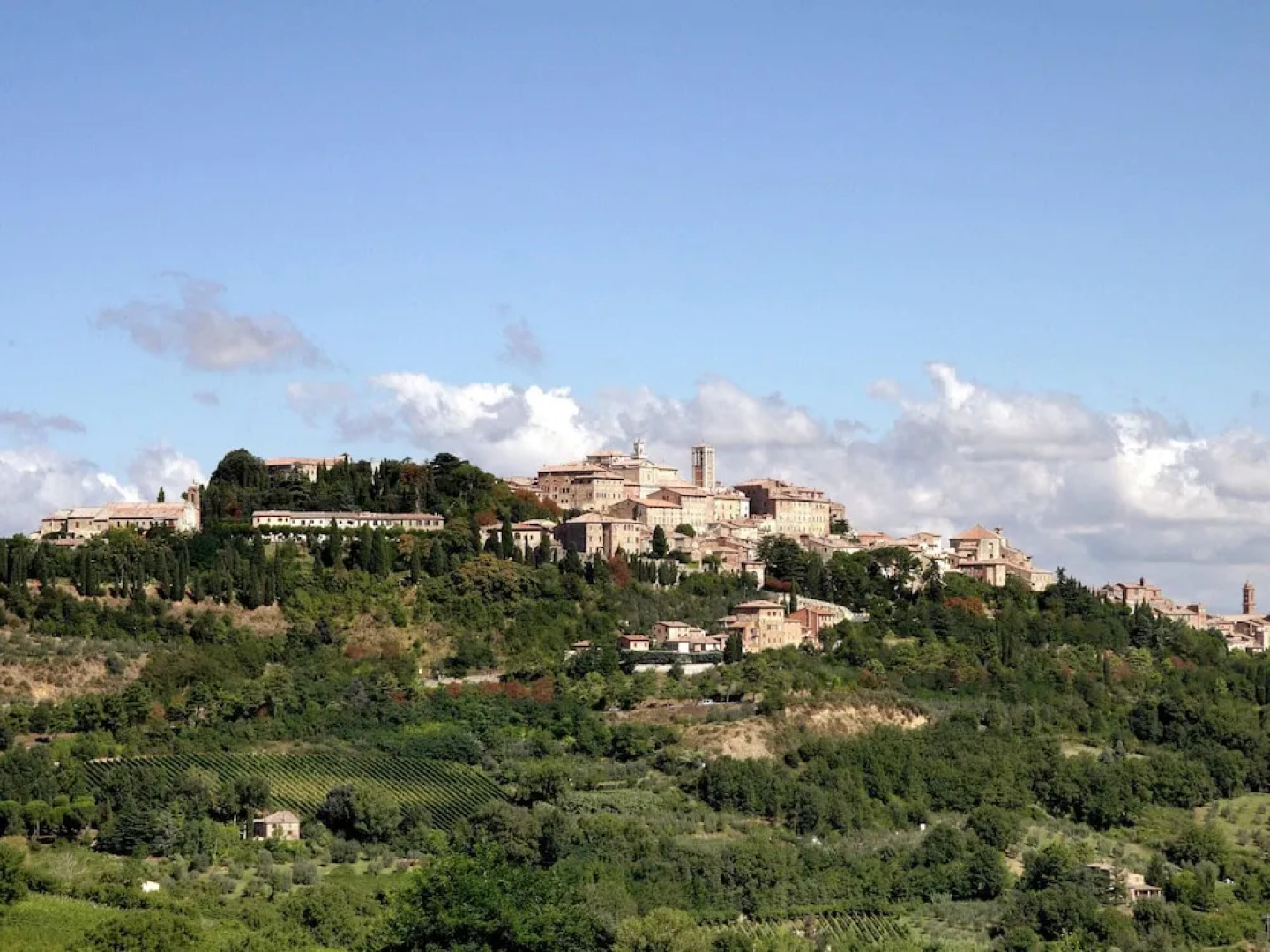 Vintage Mansion in Montepulciano With Pool