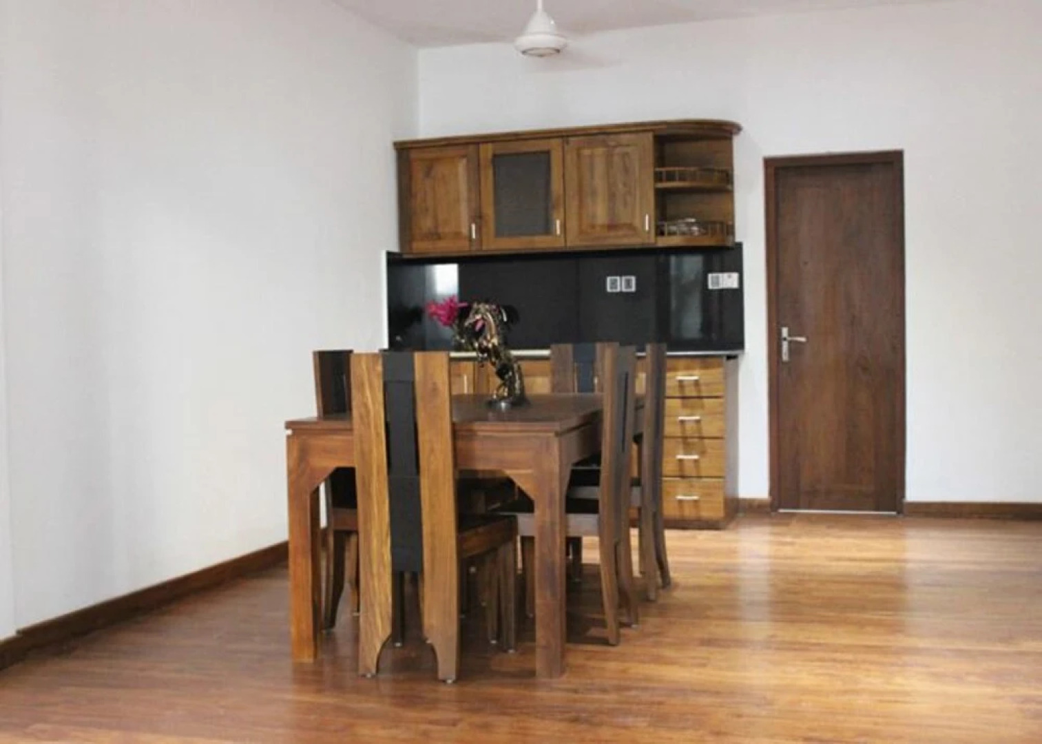 Camellia Holiday Homes