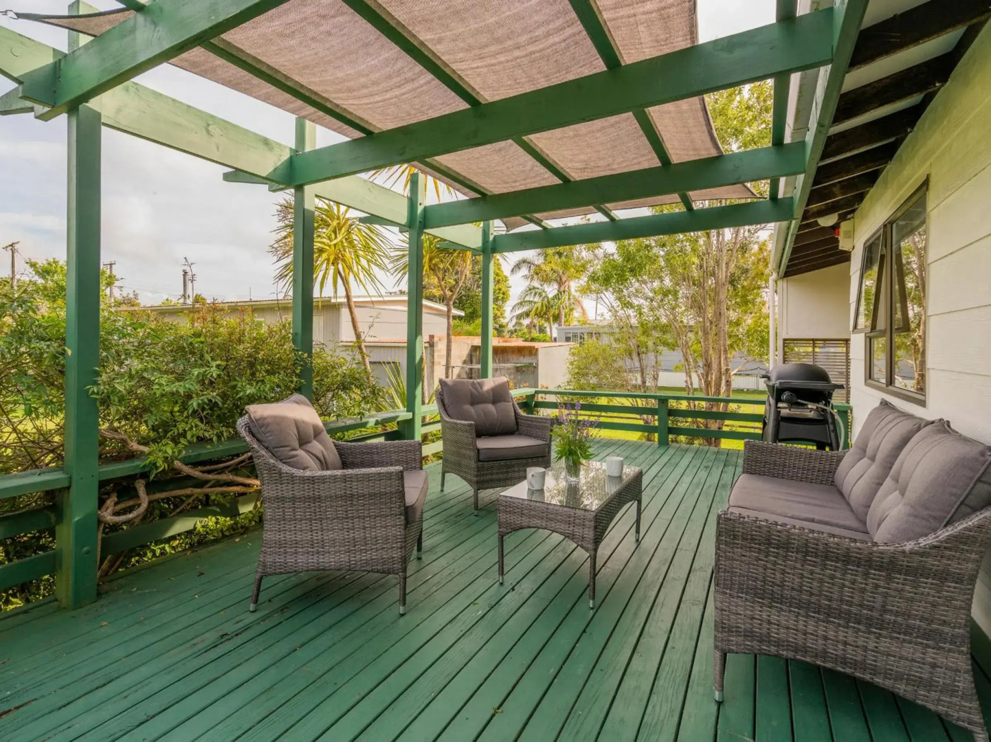 Cooks Crib - Cook's Beach Holiday Home