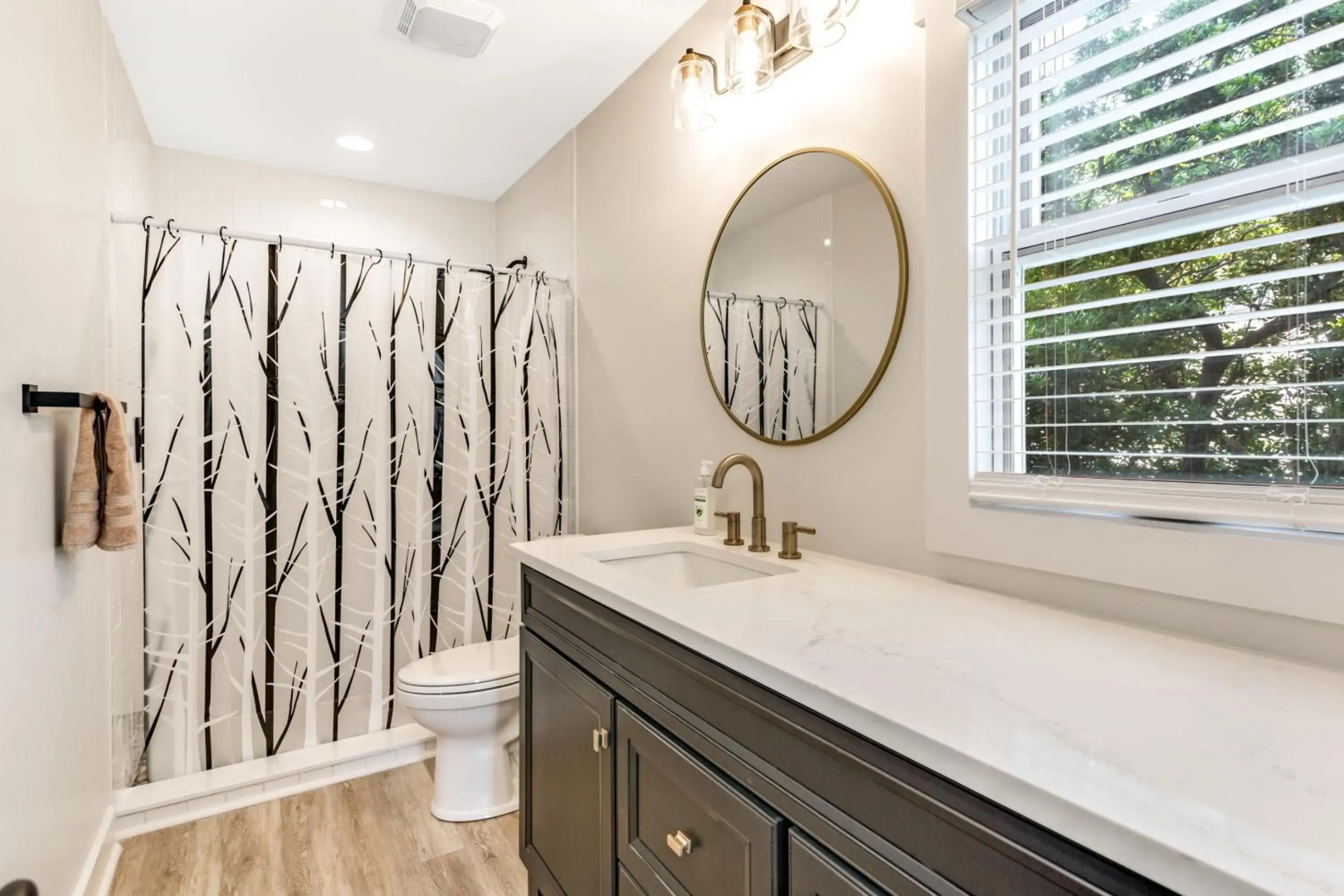 Family Tides by Sea Scape Properties