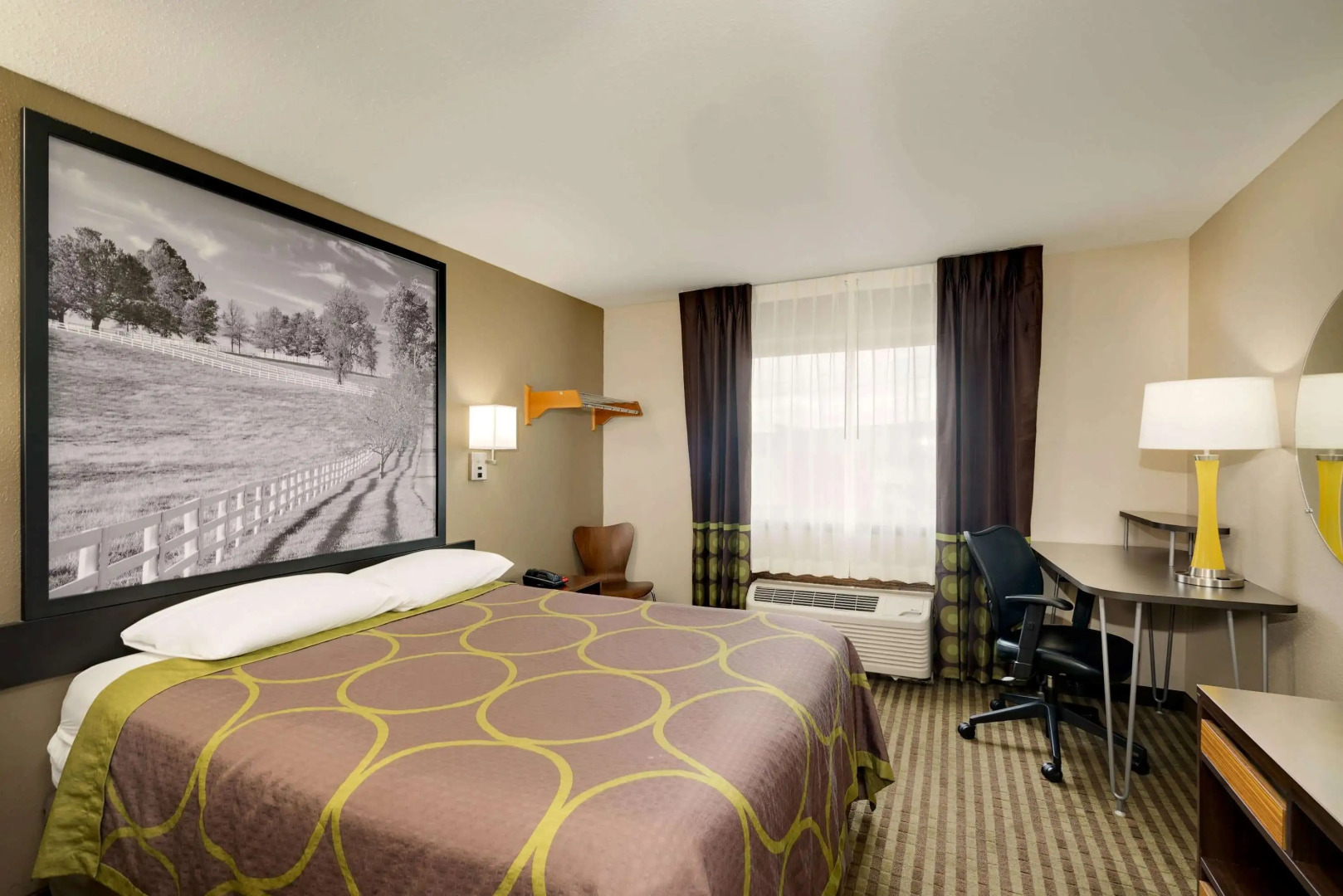 Super 8 by Wyndham Lexington/Hamburg Area