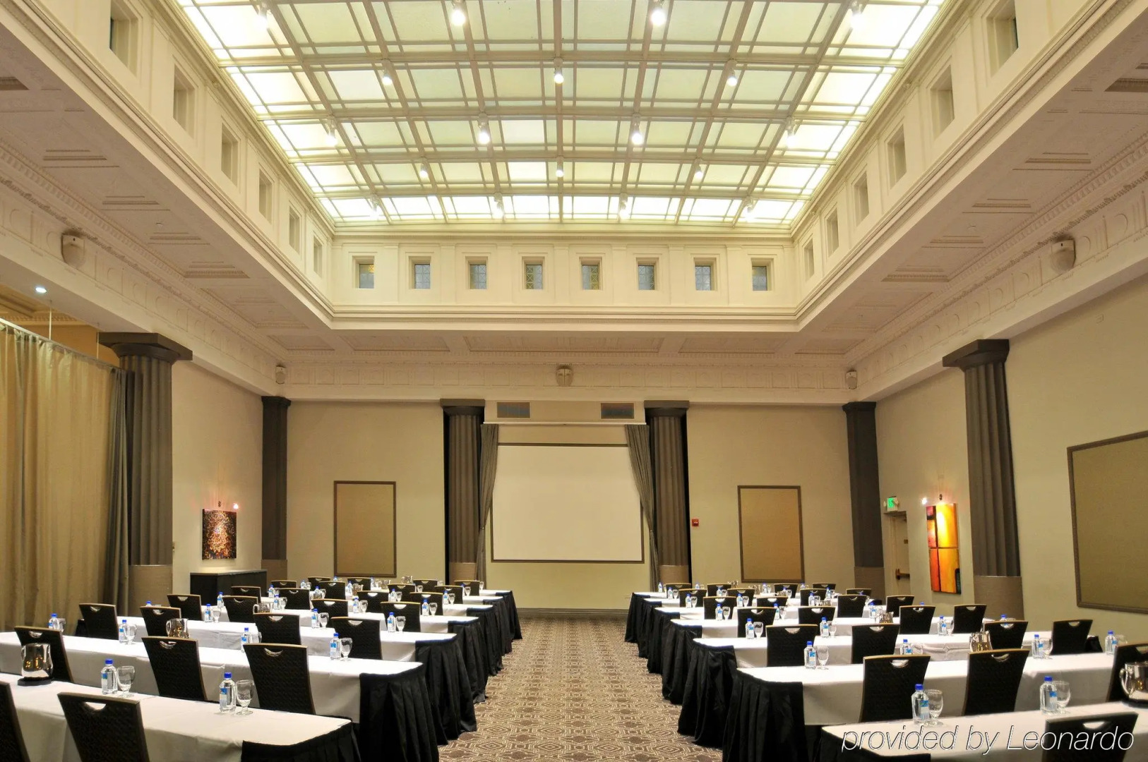 Magnolia Hotel Denver, A Tribute Portfolio Hotel