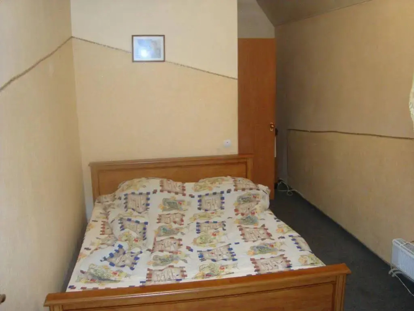 Отель Ватра