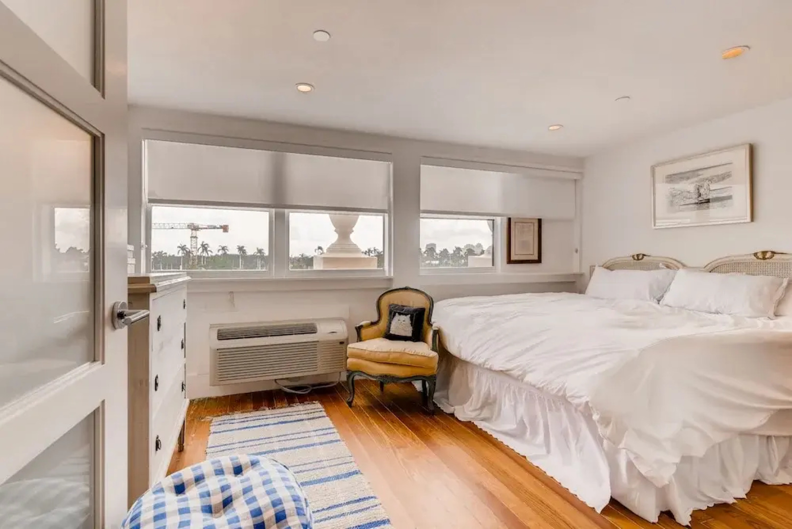 The Palm Beach Hotel Penthouse 3 by PBVR