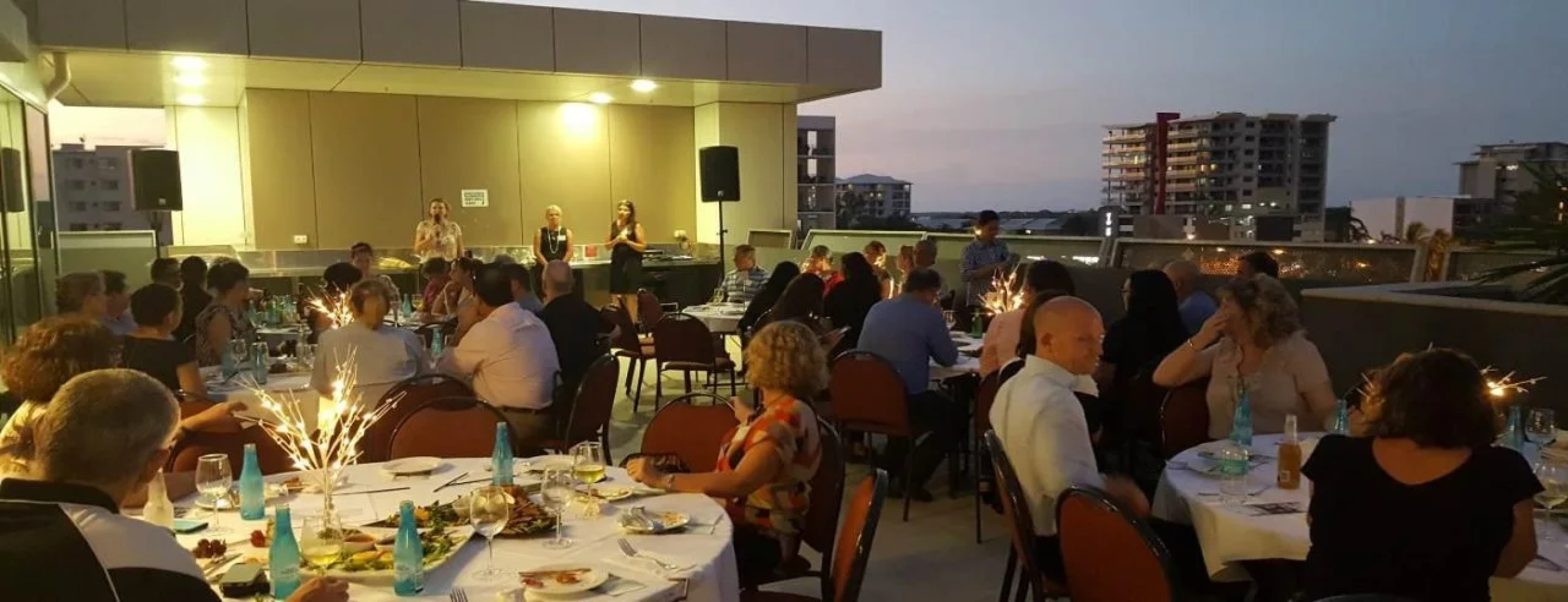 H on Mitchell Apartment Hotel