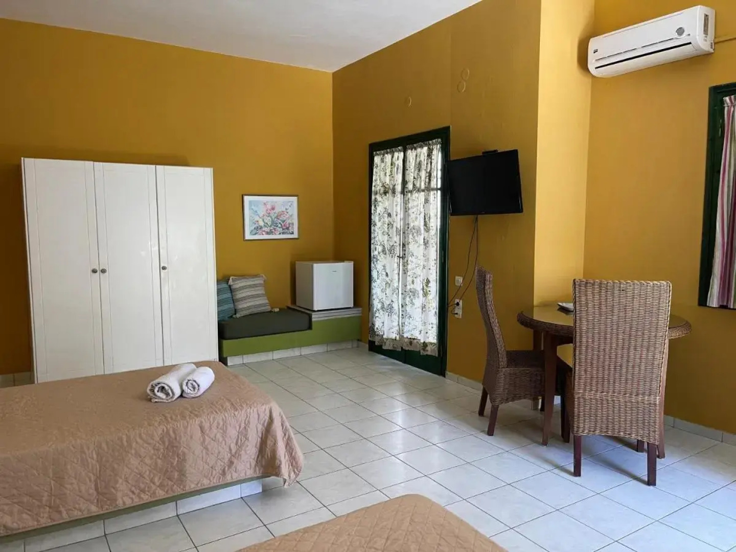 Aquarius Apartments "by Checkin"