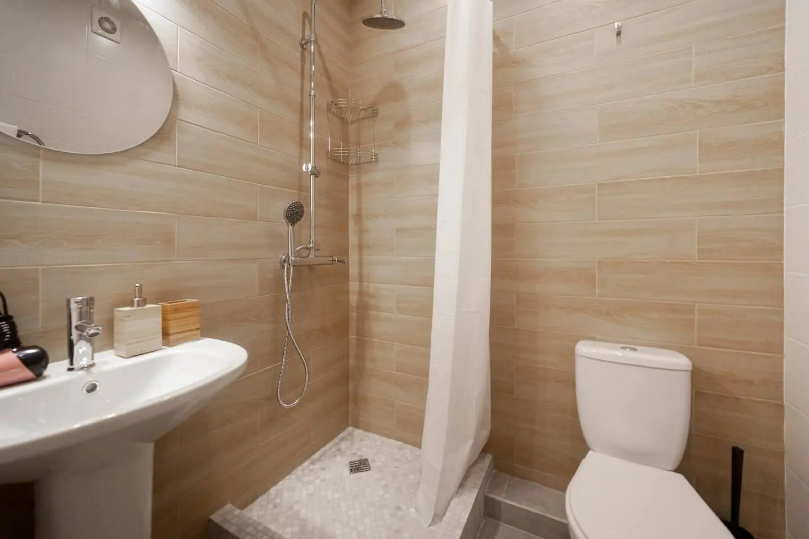 Санди на улице Сколковская 5А