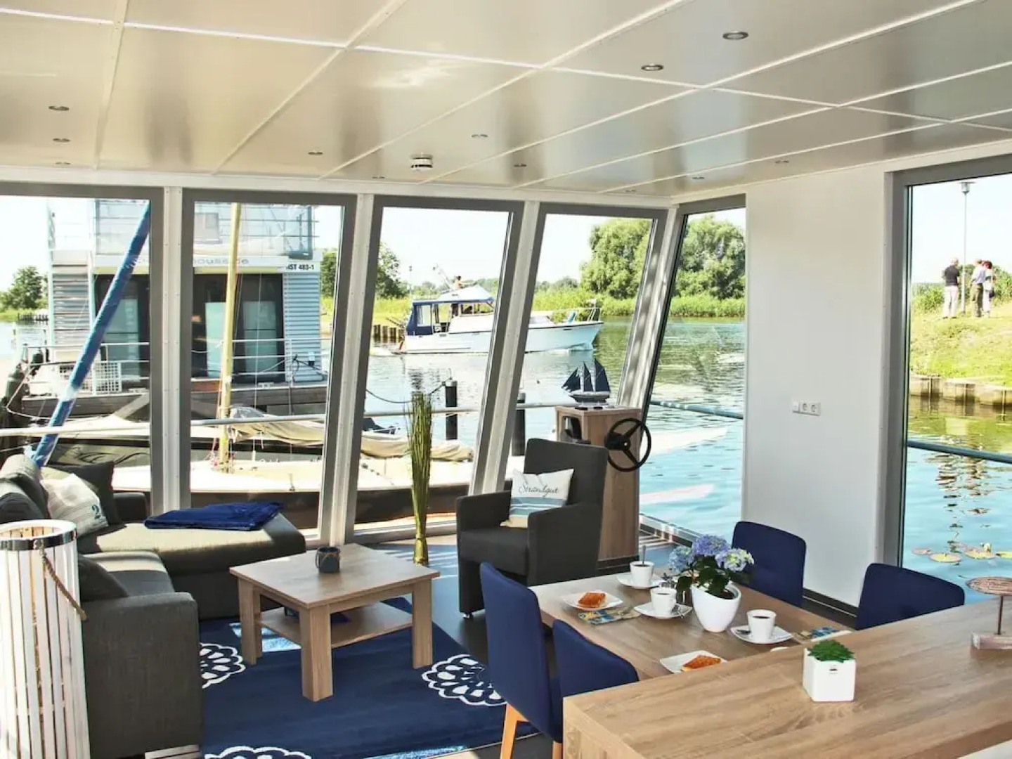 Hausboot in Ueckermuende