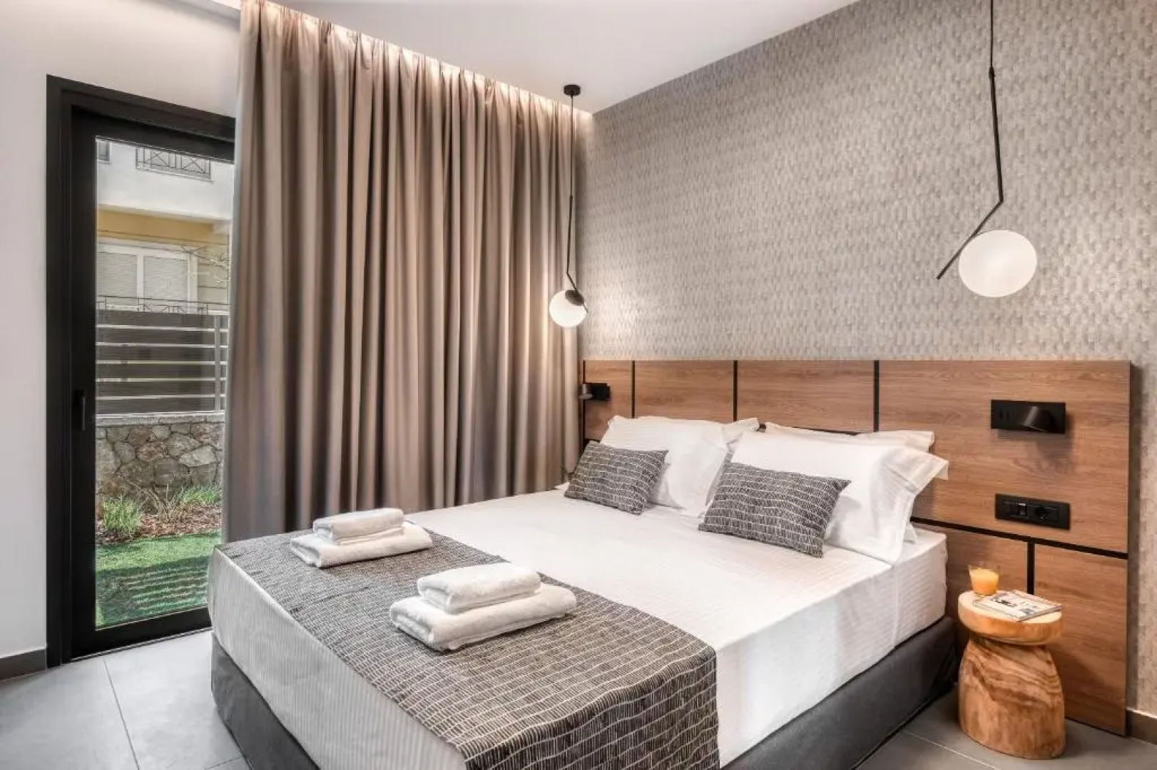 Sezian Boutique Homes & Villas