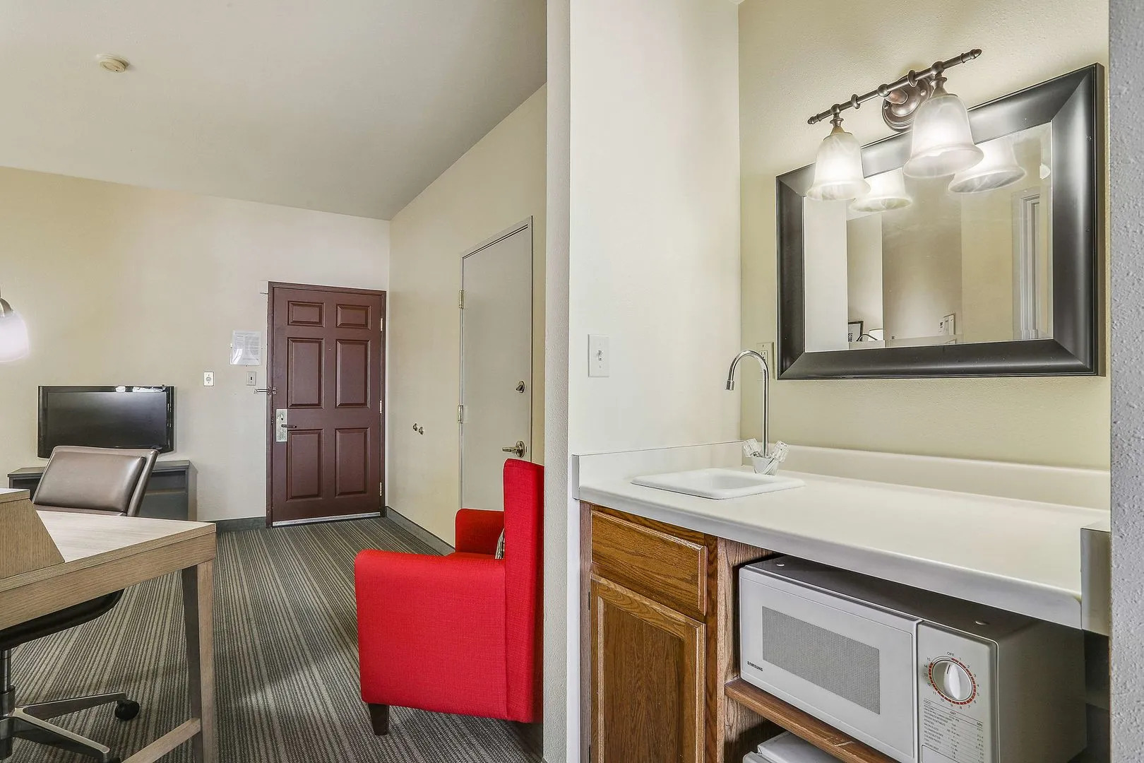 Country Inn & Suites by Radisson, Green Bay, WI