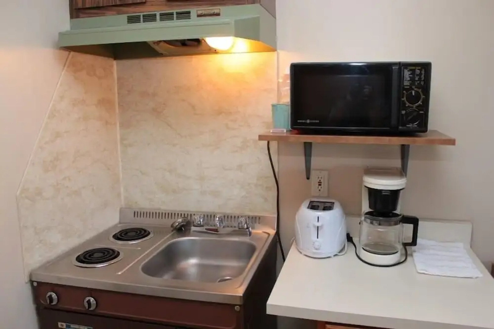 The Inn Between the Beaches