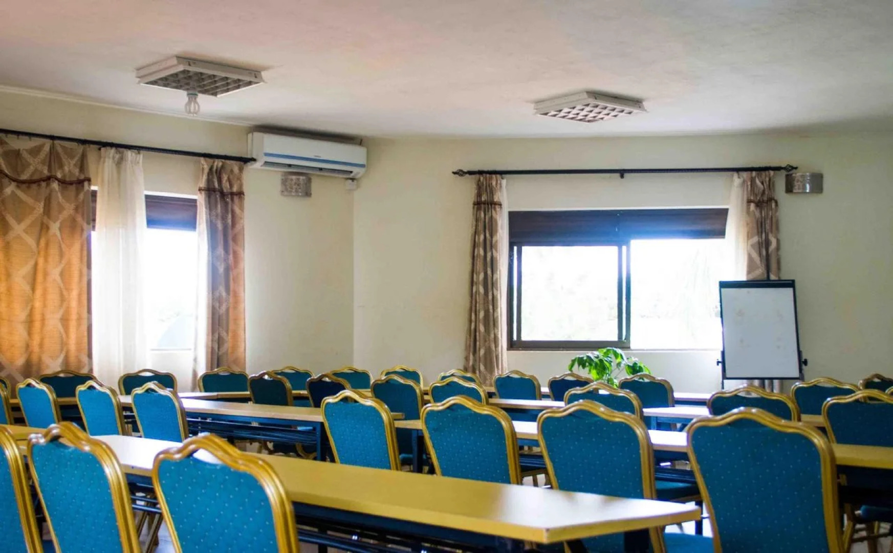 The Dove's Nest Hotel