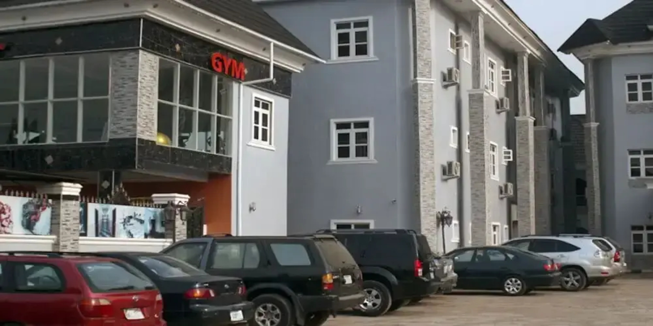 Transtell Suites & Apartments