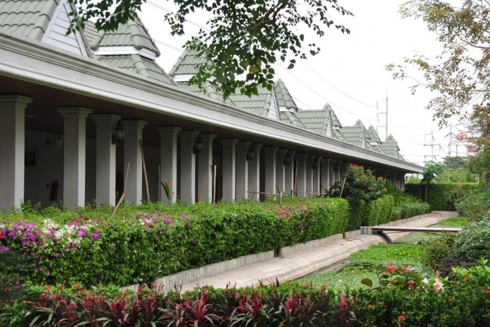 Pearl Resort and Hotel