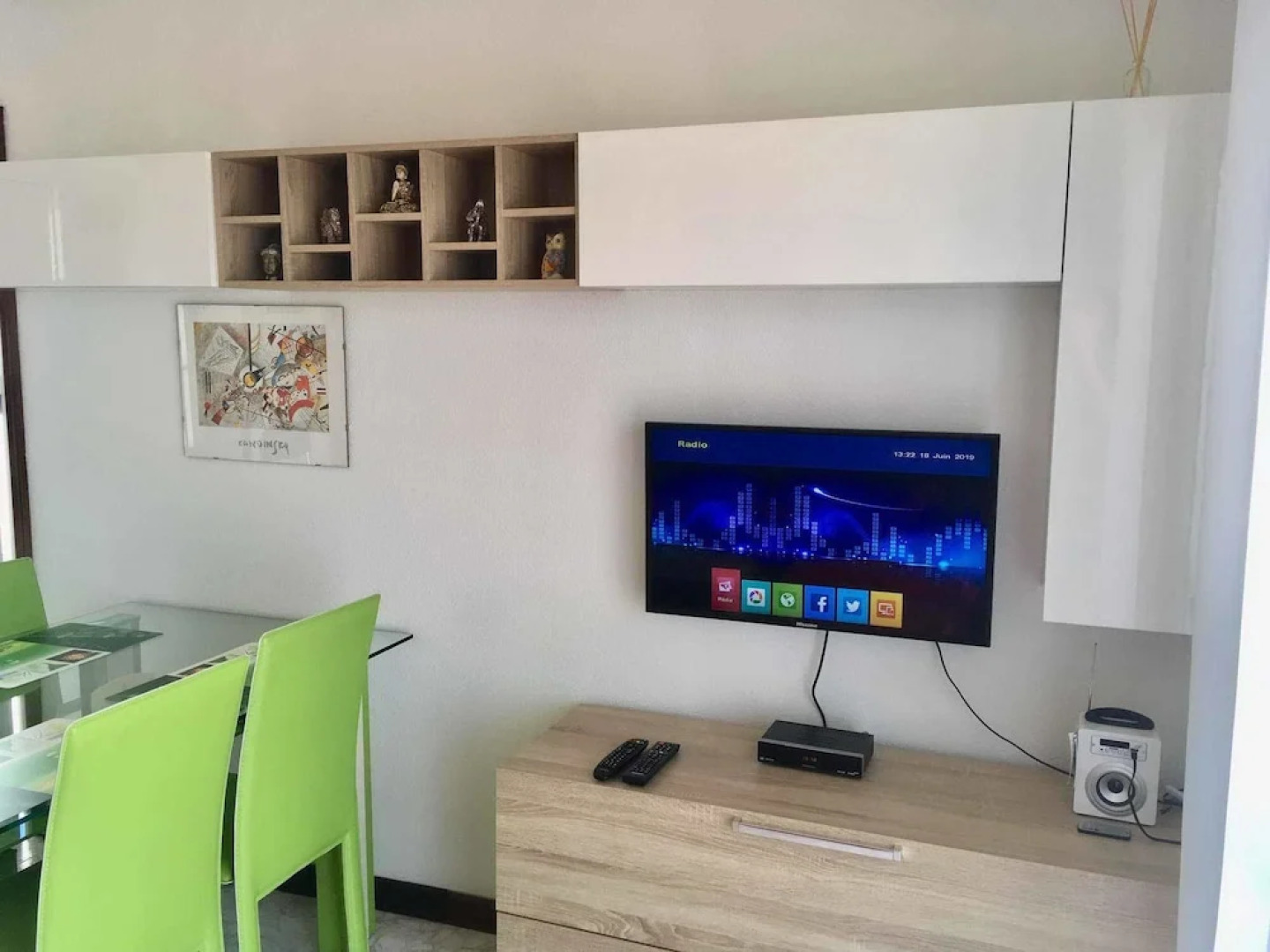 La Casa del Sol, Abades