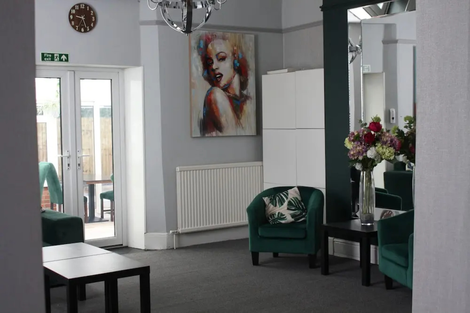 The Hare And Barrel Hotel