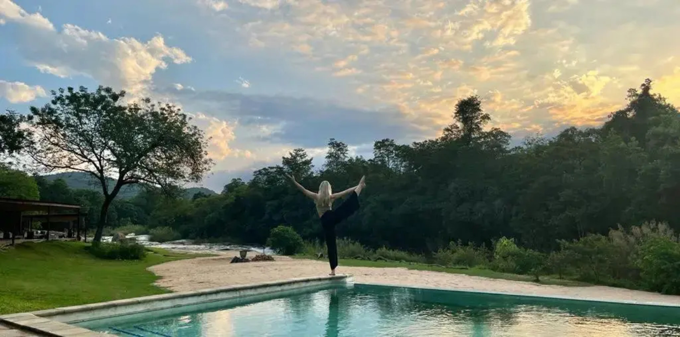 Lions Rock River Lodge