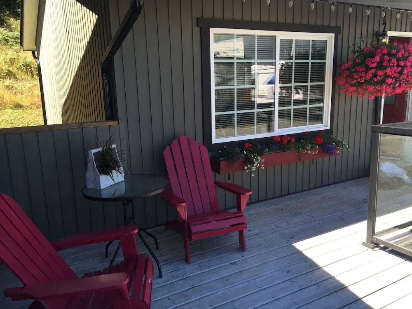 Driftwood by the Sea Inn and RV Resort