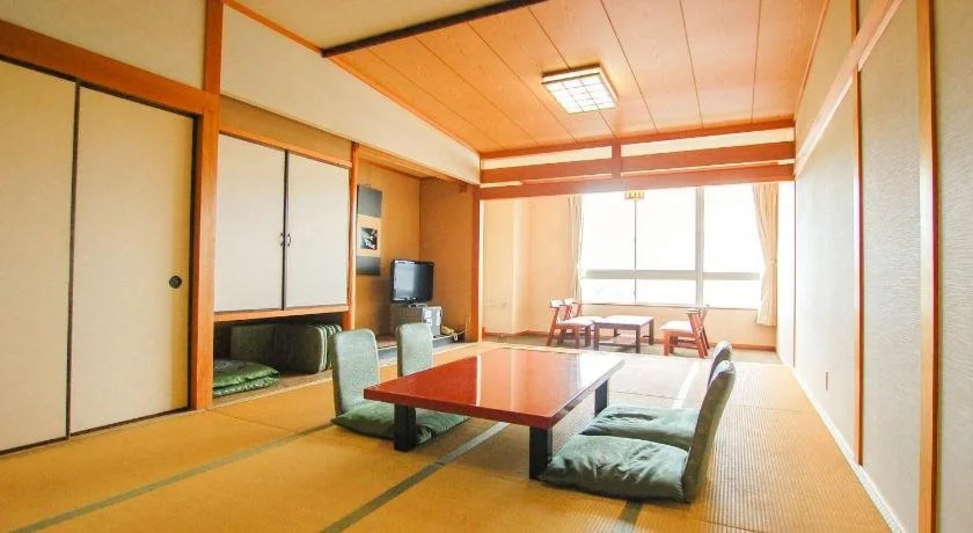 Osatsu Pacific Hotel