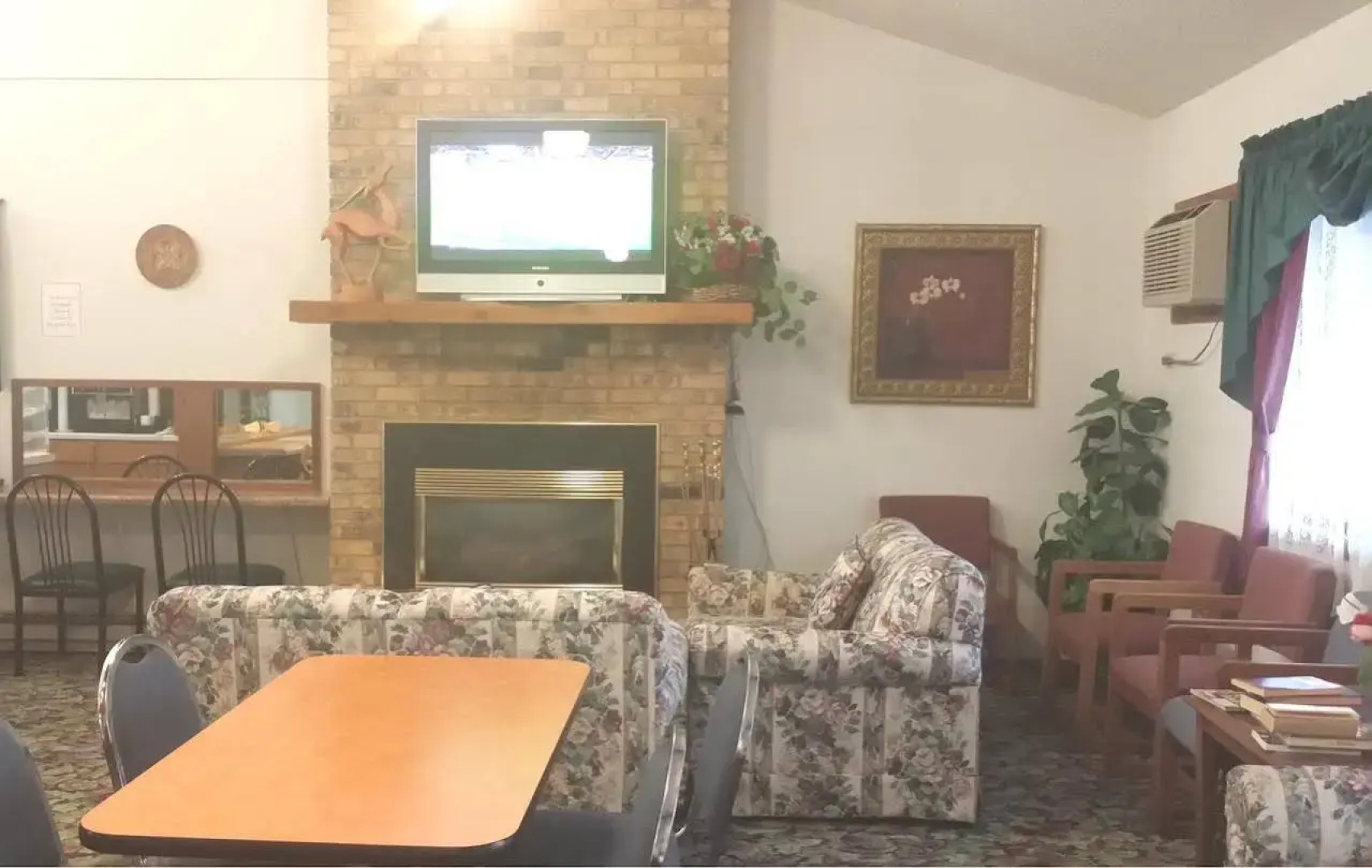 America's Stay Inn Stewartville