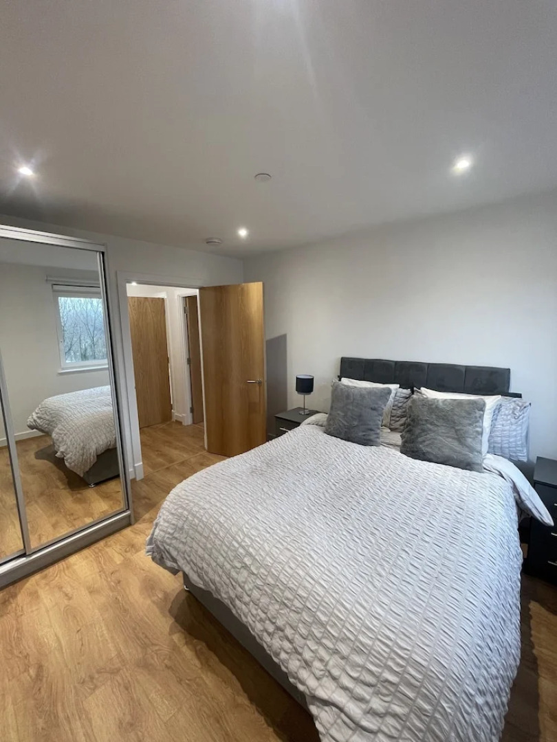 Spacious 2-bed Apartment in Whyteleafe