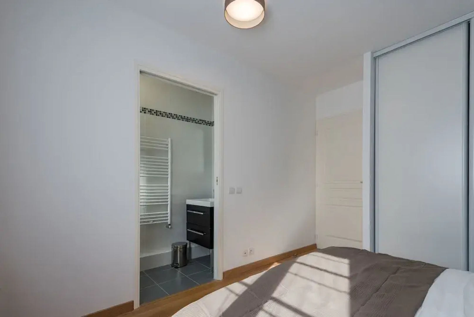 B&B House in Disneyland