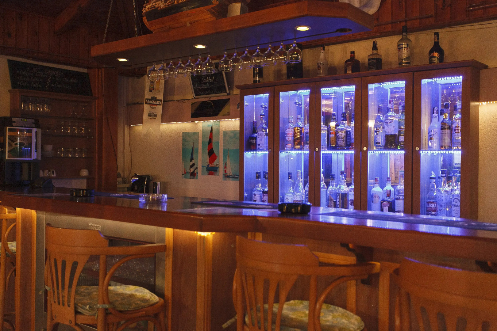 Perdikia Beach Hotel