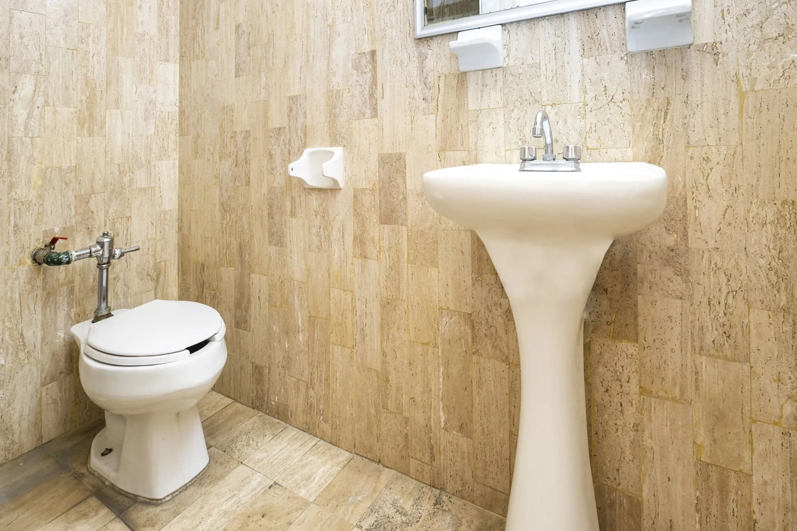 Hotel Arboledas Expo