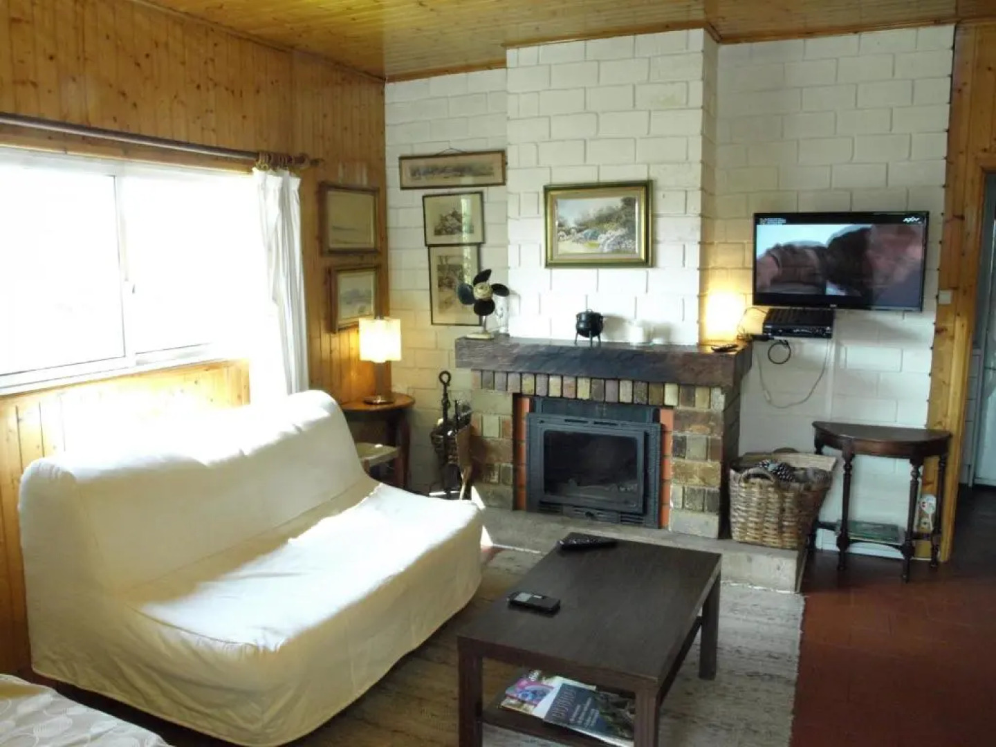 VNC13V4, encantadora casa e piscina, vista rio Min