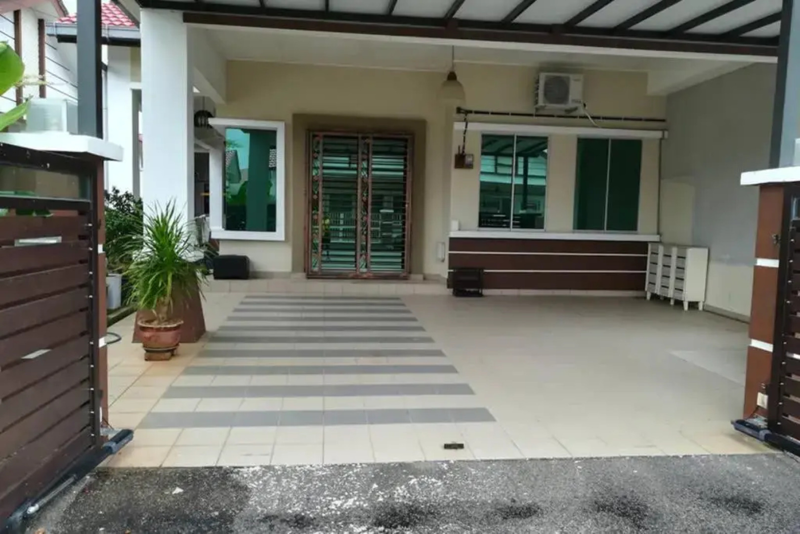 D Wangi Homestay Pasir Gudang at Ecotropic