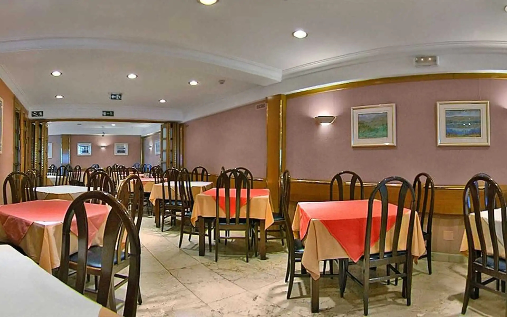 Отель Gran Versalles