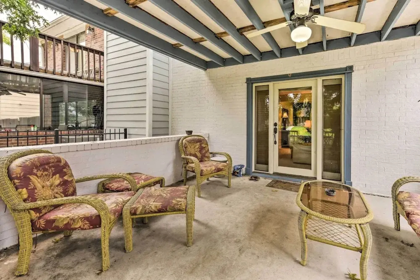 Quiet Lake Conroe Townhome w/ 2 Boat Slips!