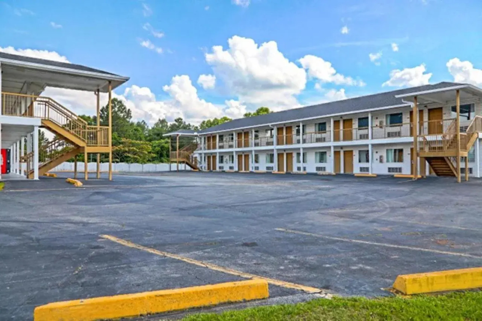 Economy Inn By OYO Ashburn