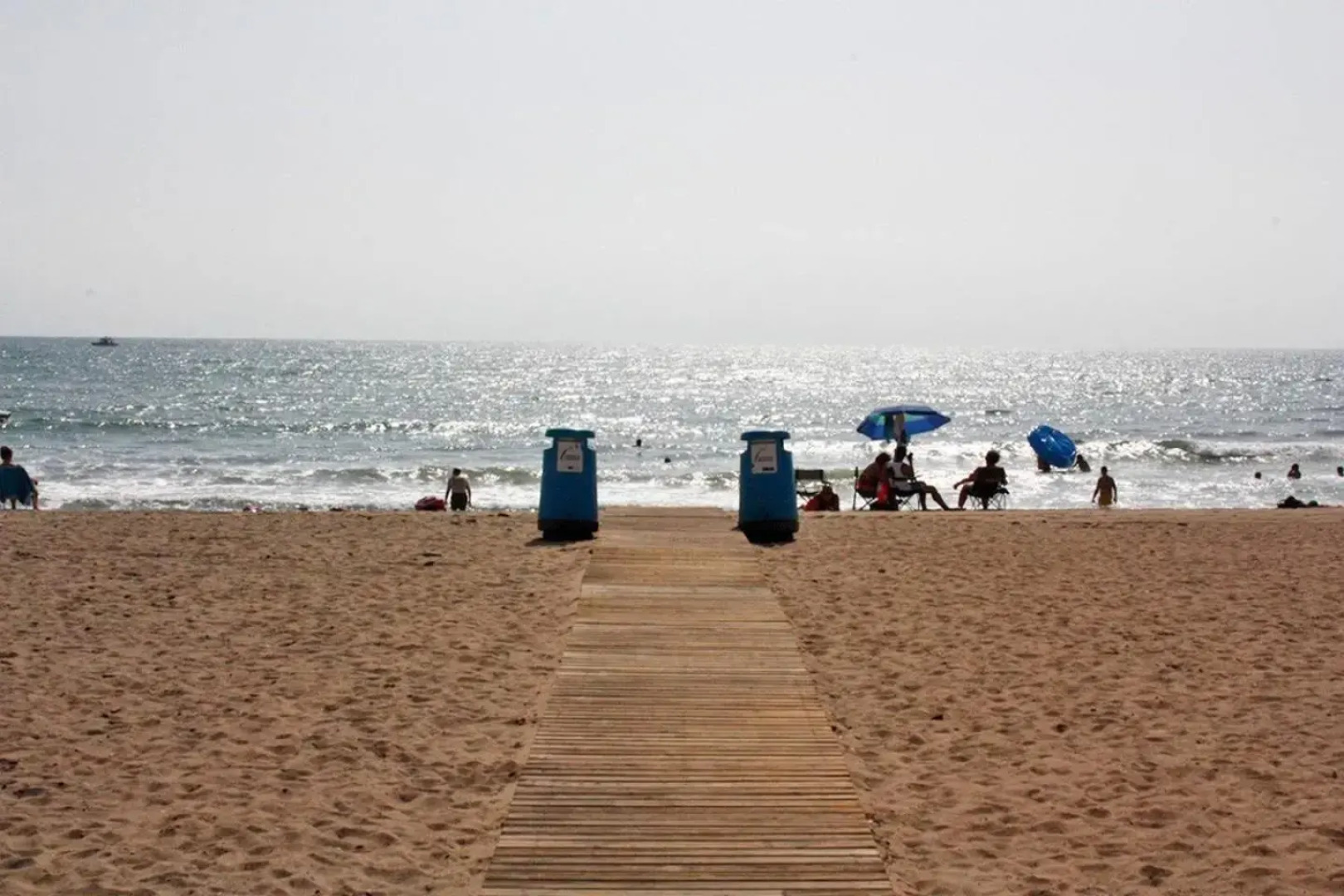 Apartamento junto al mar Los Marineros con acceso independiente por terraza