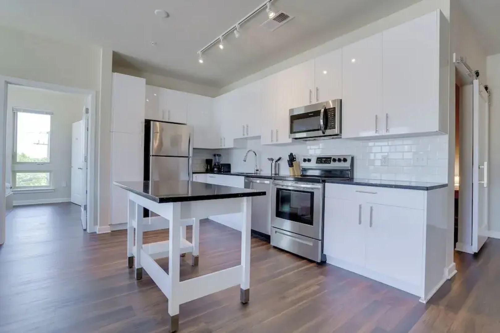 Spacious Apartment in Alexandria